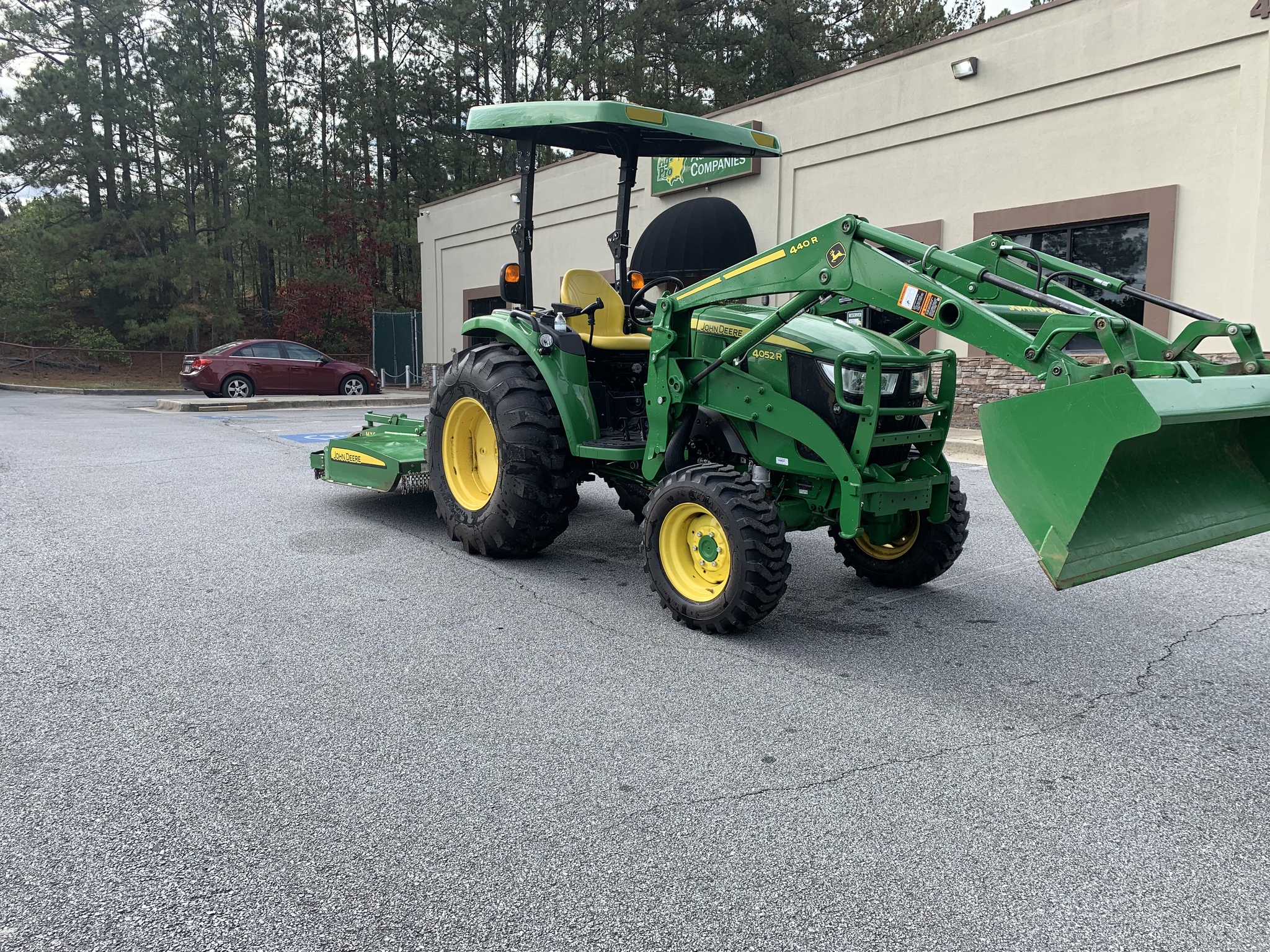 2020 John Deere 4052R Image 1