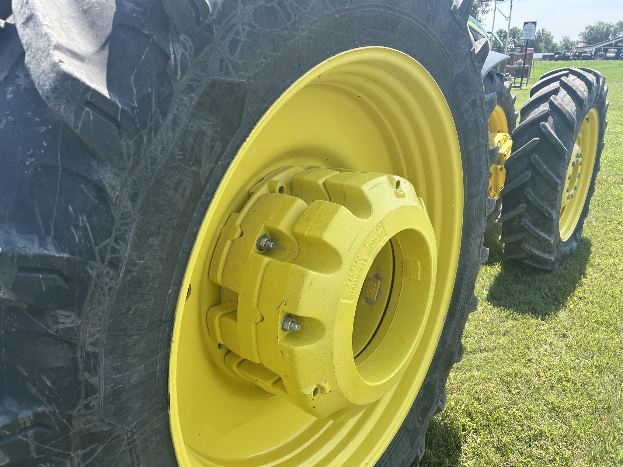  2021 John Deere 8R 370 at Heritage Tractor in Topeka, KS