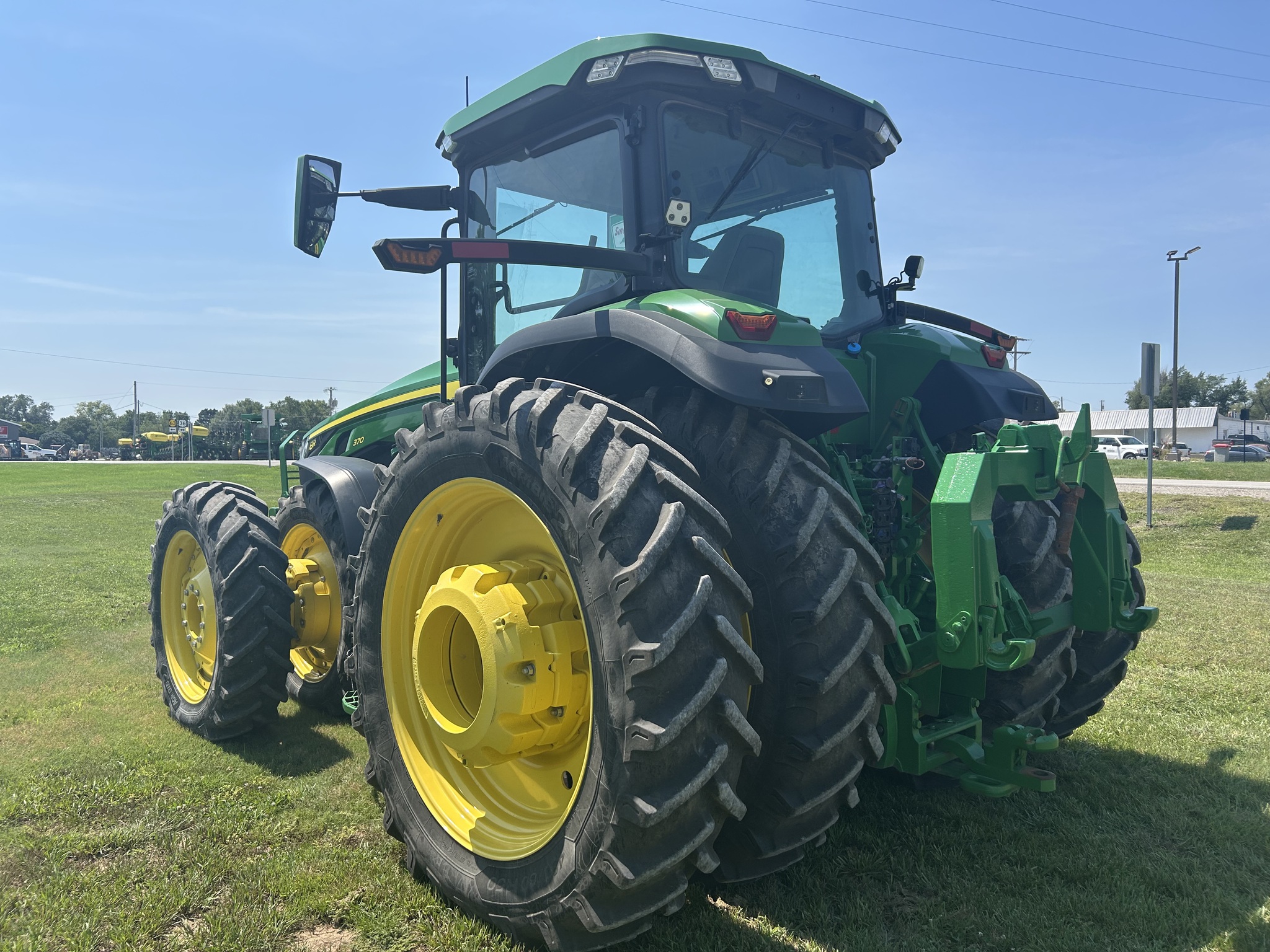  2021 John Deere 8R 370 at Heritage Tractor in Topeka, KS