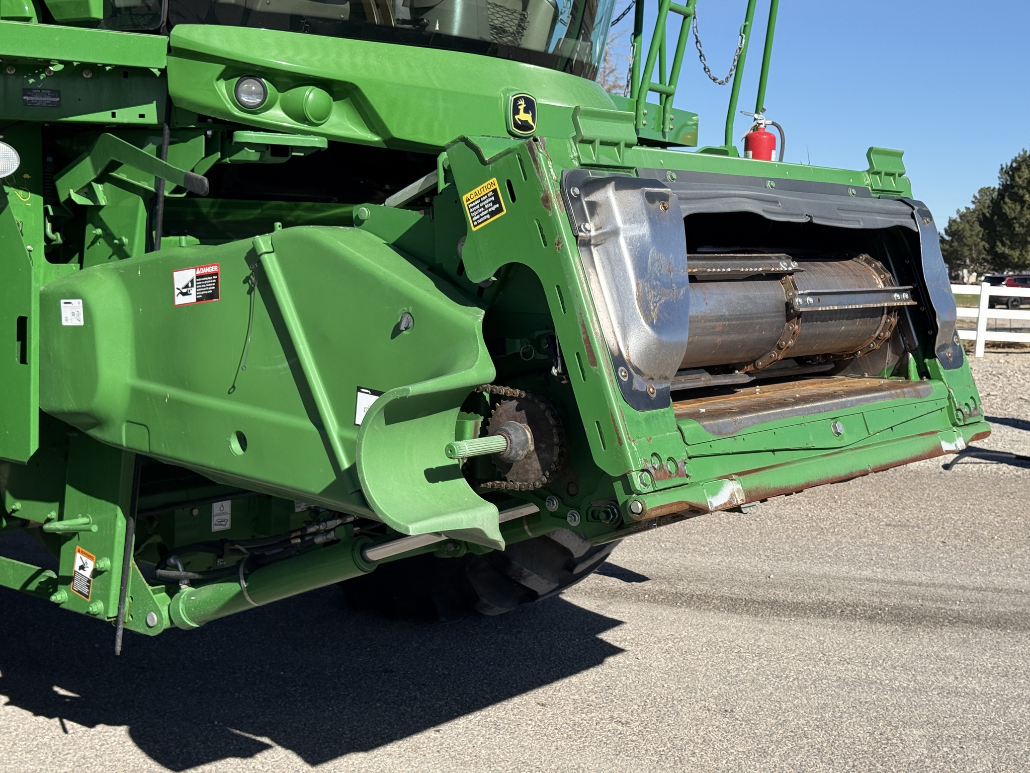 2013 John Deere S670 Image 35