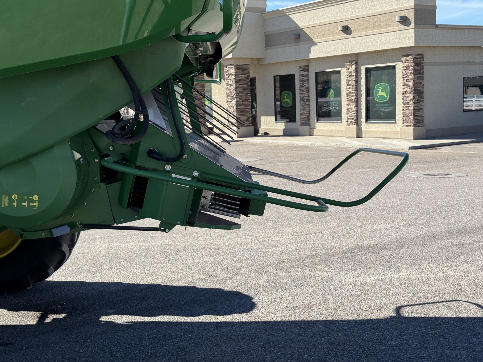 2013 John Deere S670 Image 40