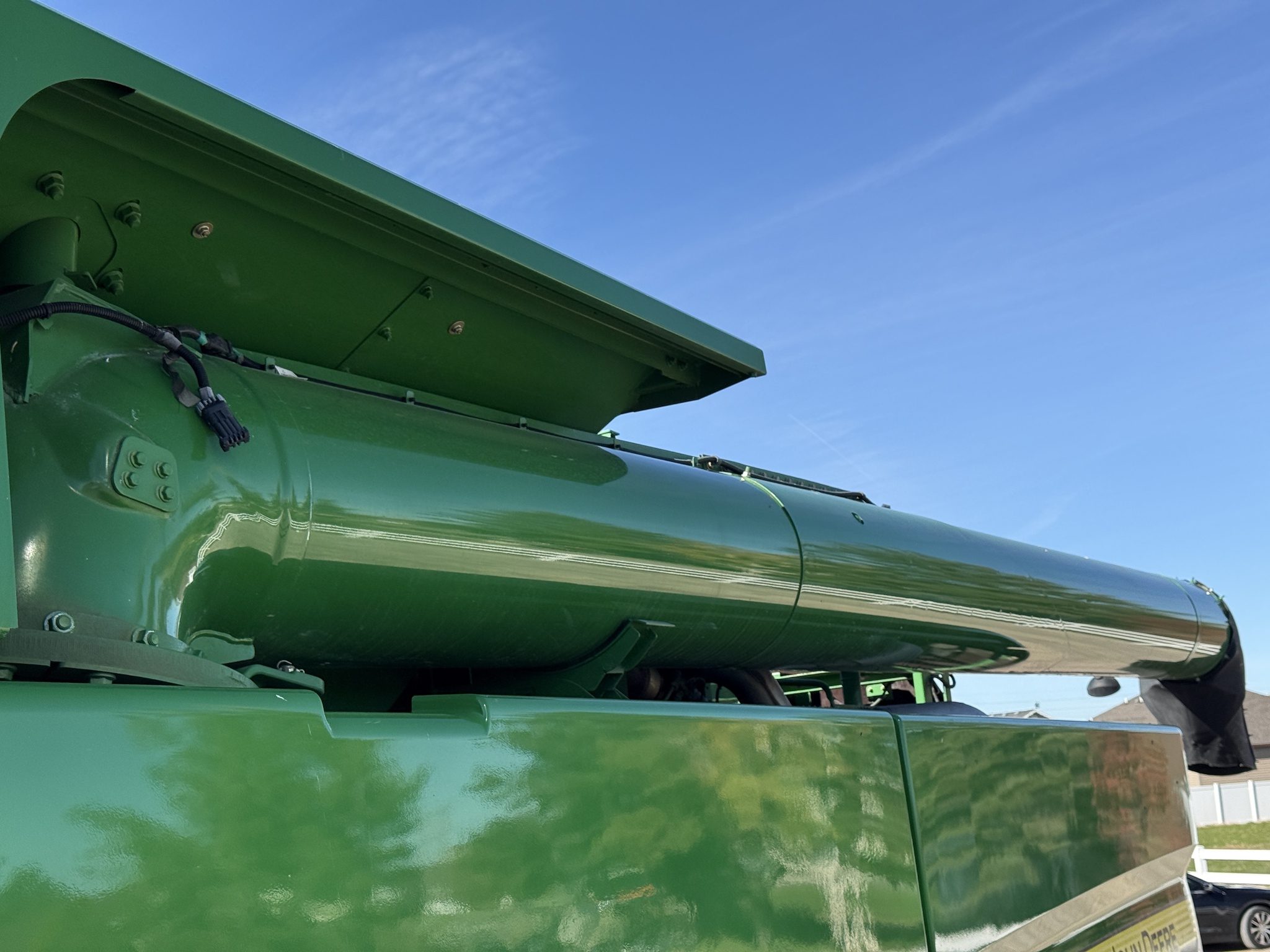 2013 John Deere S670 Image 44