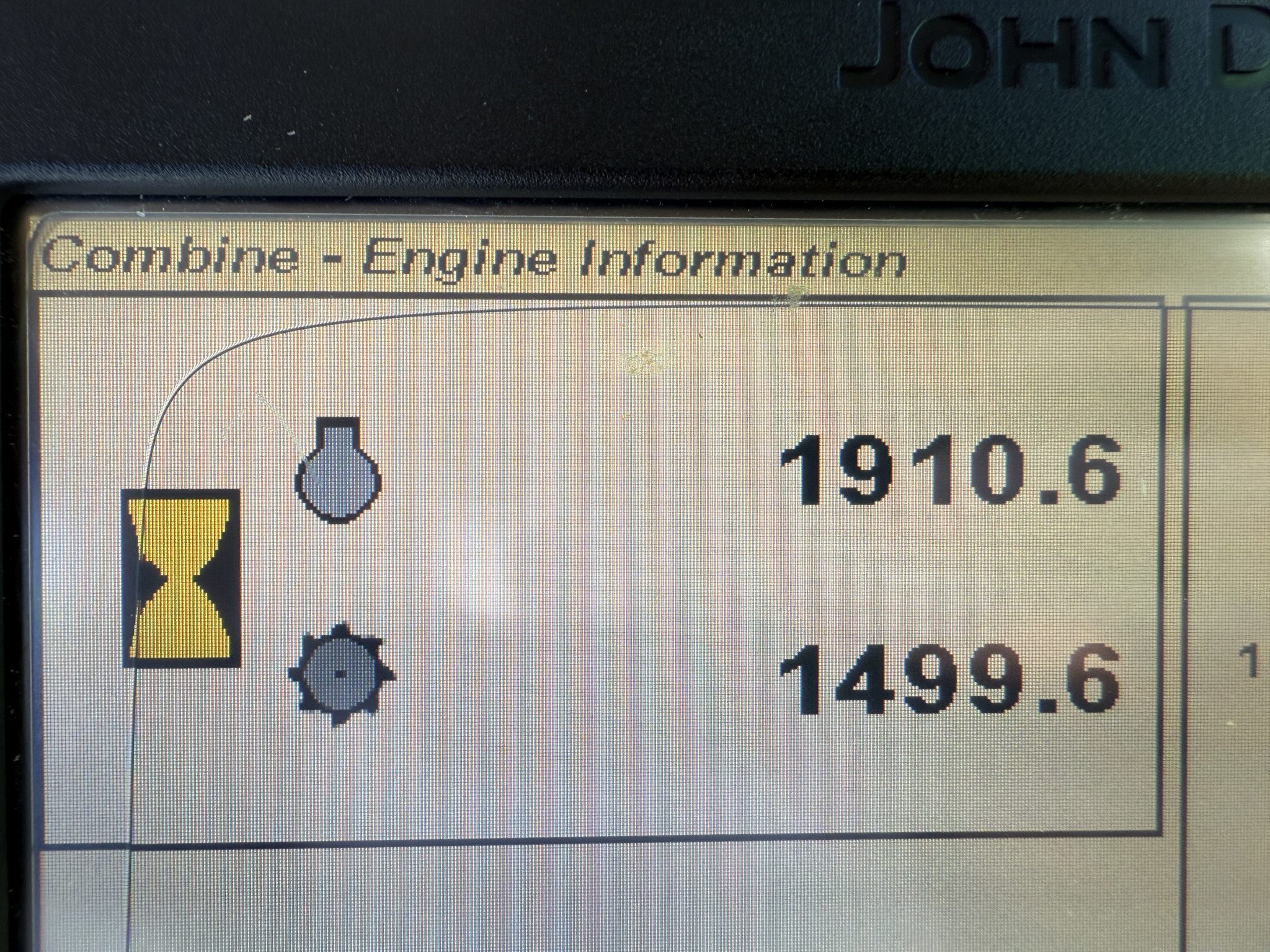 2013 John Deere S670 Image 17