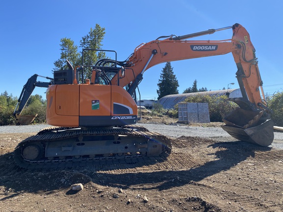 2020 Doosan DX235