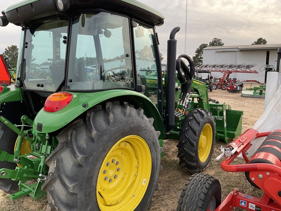 2023 John Deere 5060E Photo 4