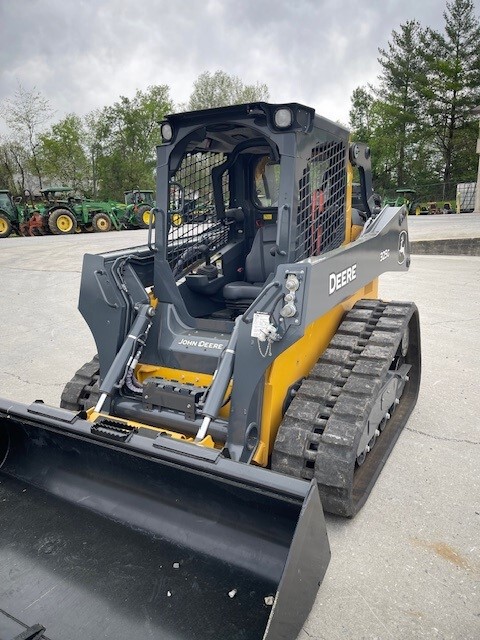 2023 John Deere 325G Image 5