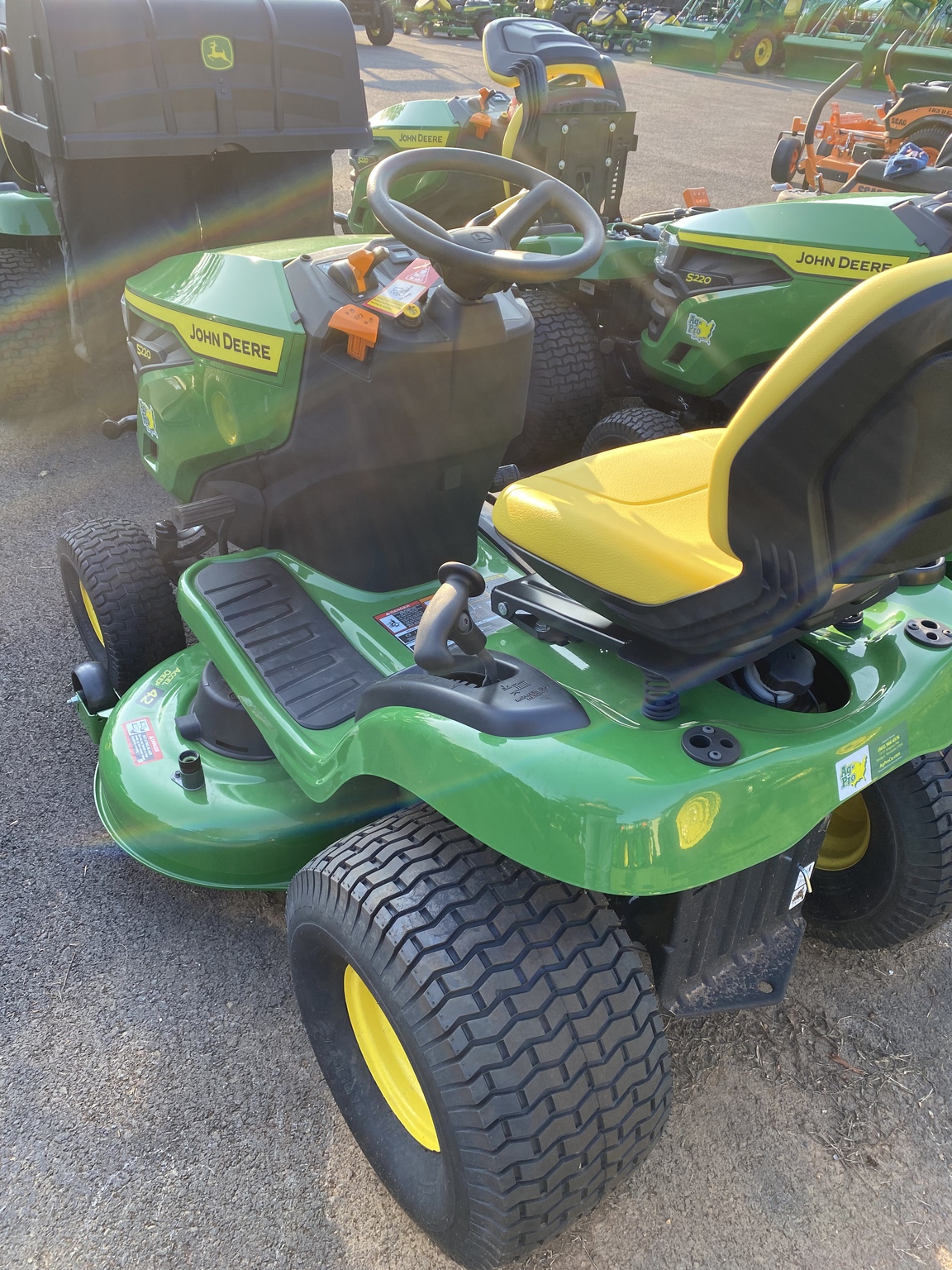 2024 John Deere S220 Image 3