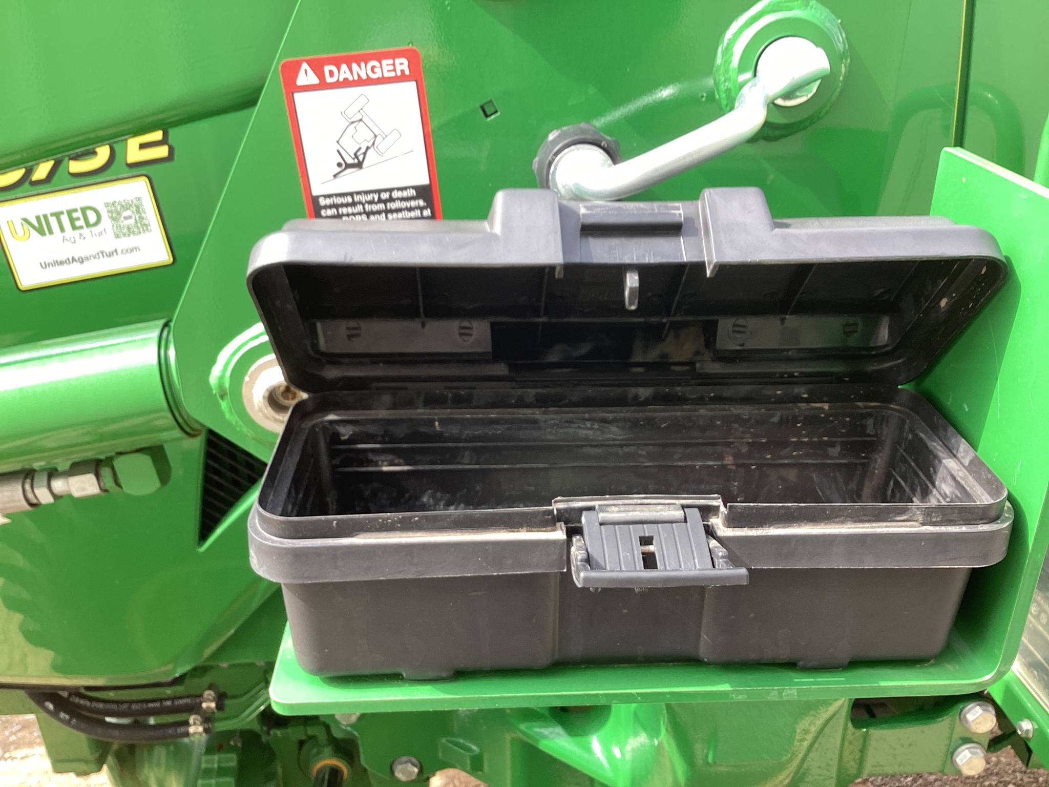 2022 John Deere 5075E Image 17