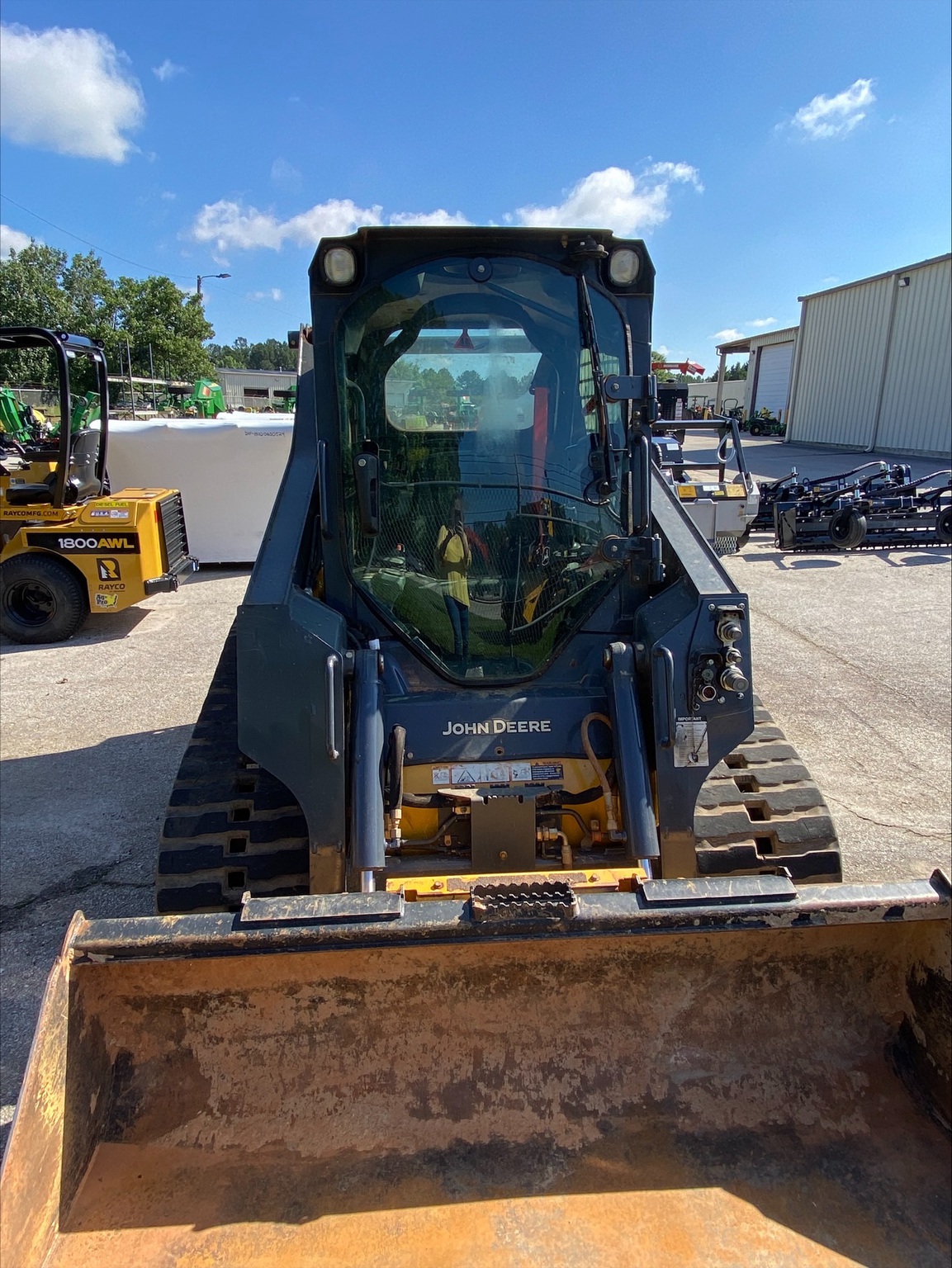 2022 John Deere 317G Image 3