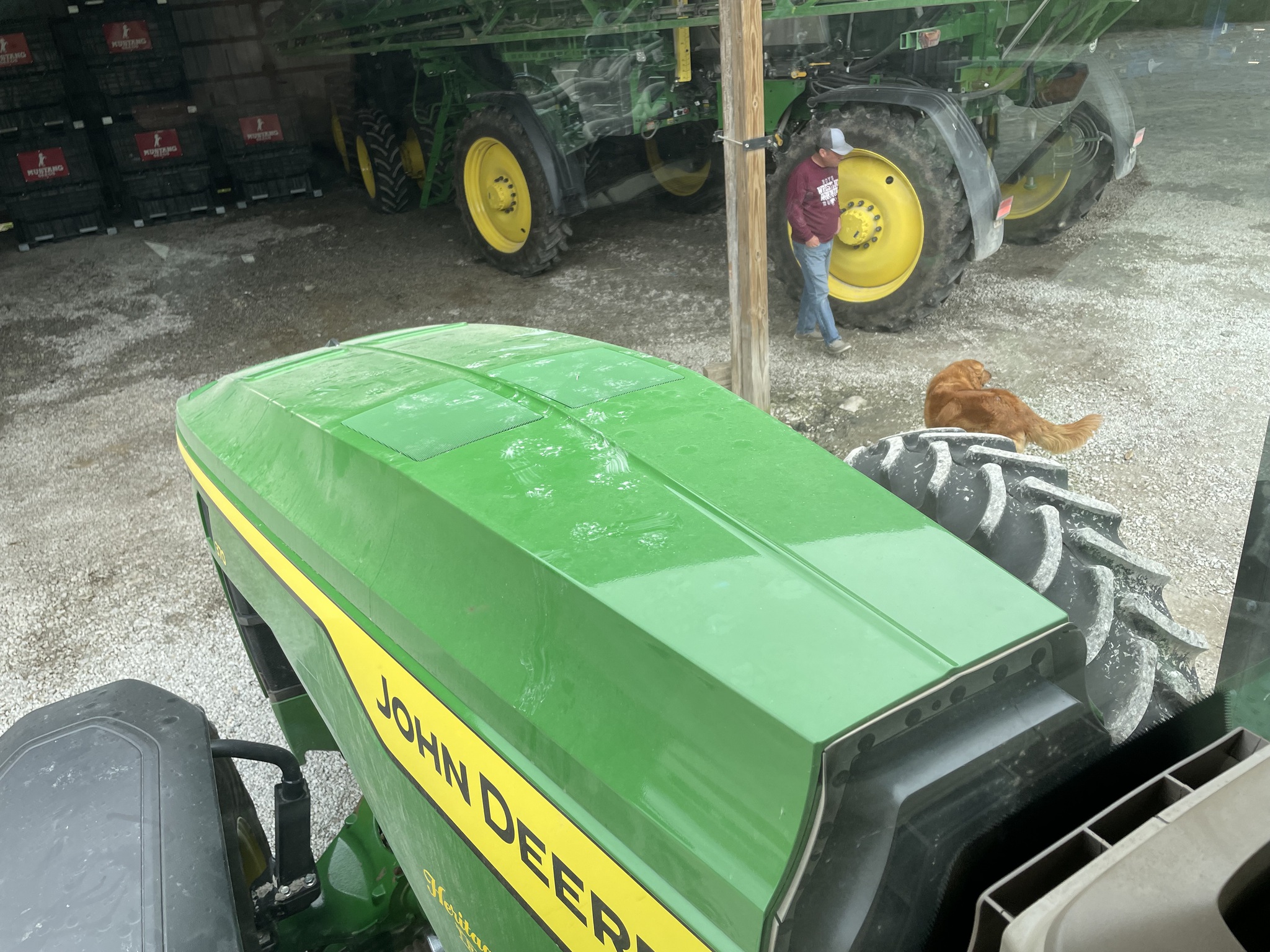  2023 John Deere 8R 370 at Heritage Tractor in Seneca, KS