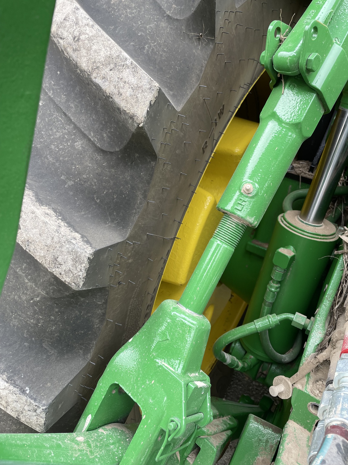 2023 John Deere 8R 370 at Heritage Tractor in Seneca, KS