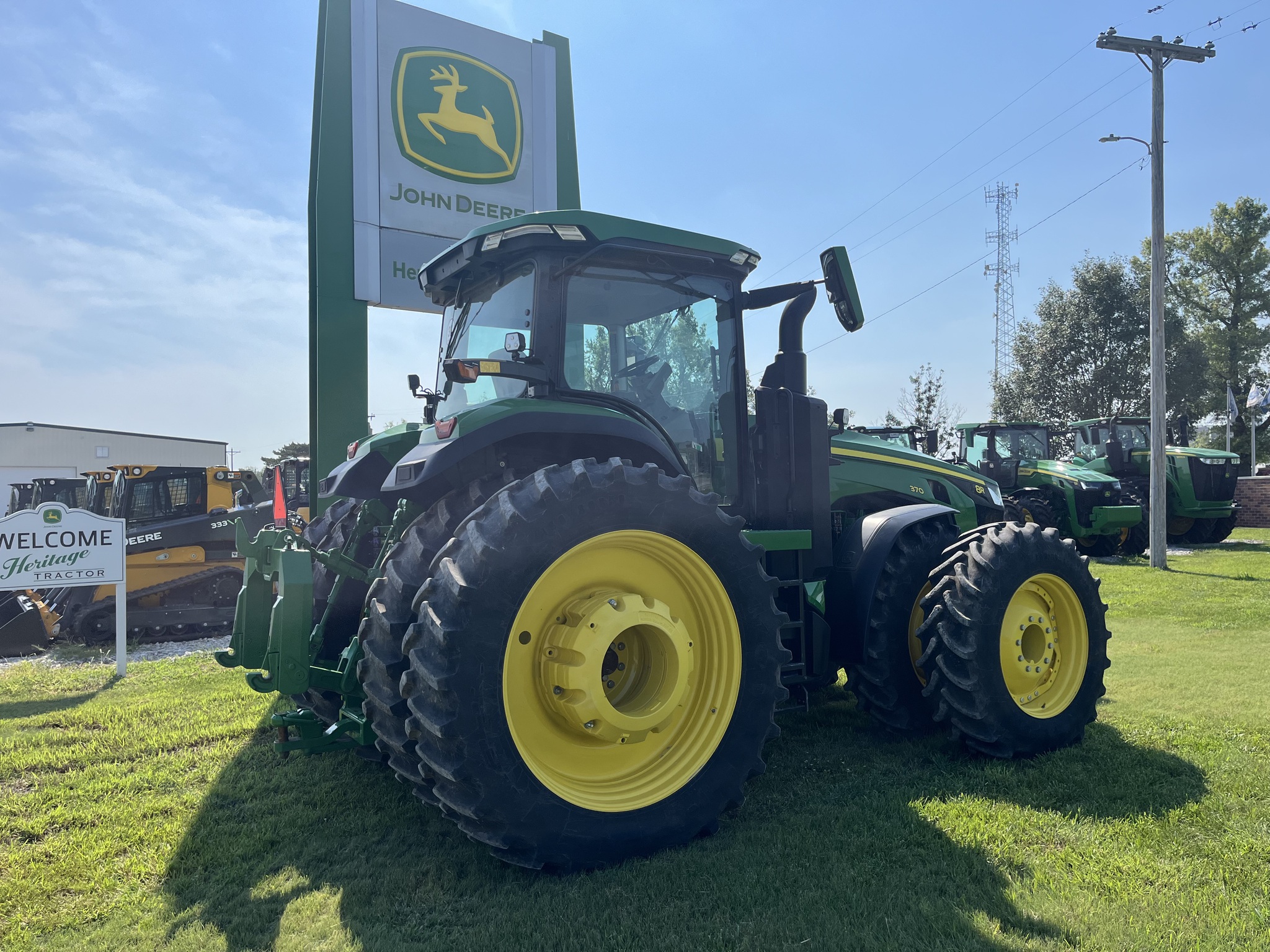  2023 John Deere 8R 370 at Heritage Tractor in Seneca, KS