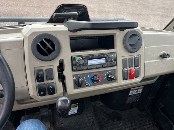 2023 John Deere XUV 835R - Photo22