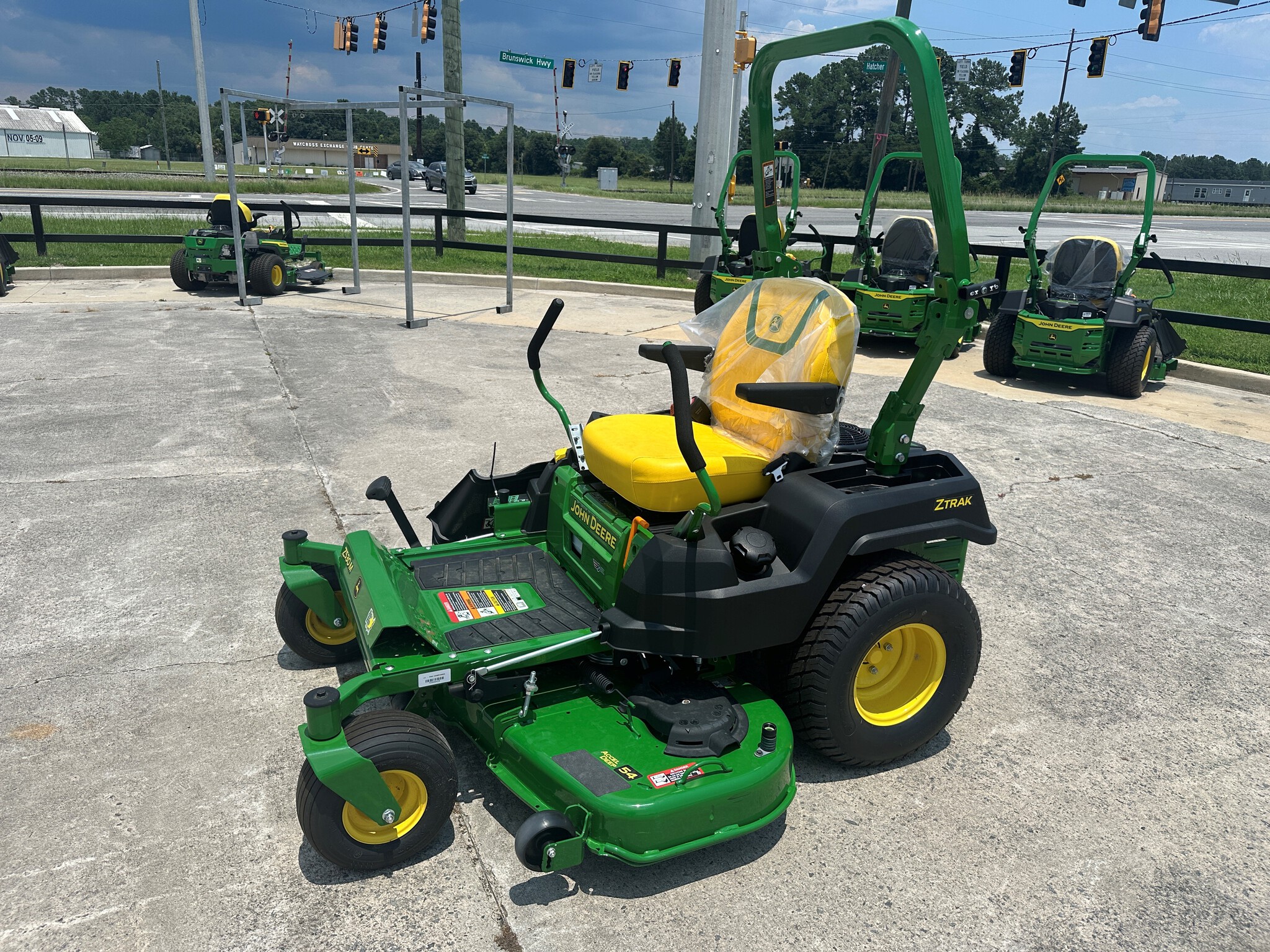 2025 John Deere Z530M Image 2