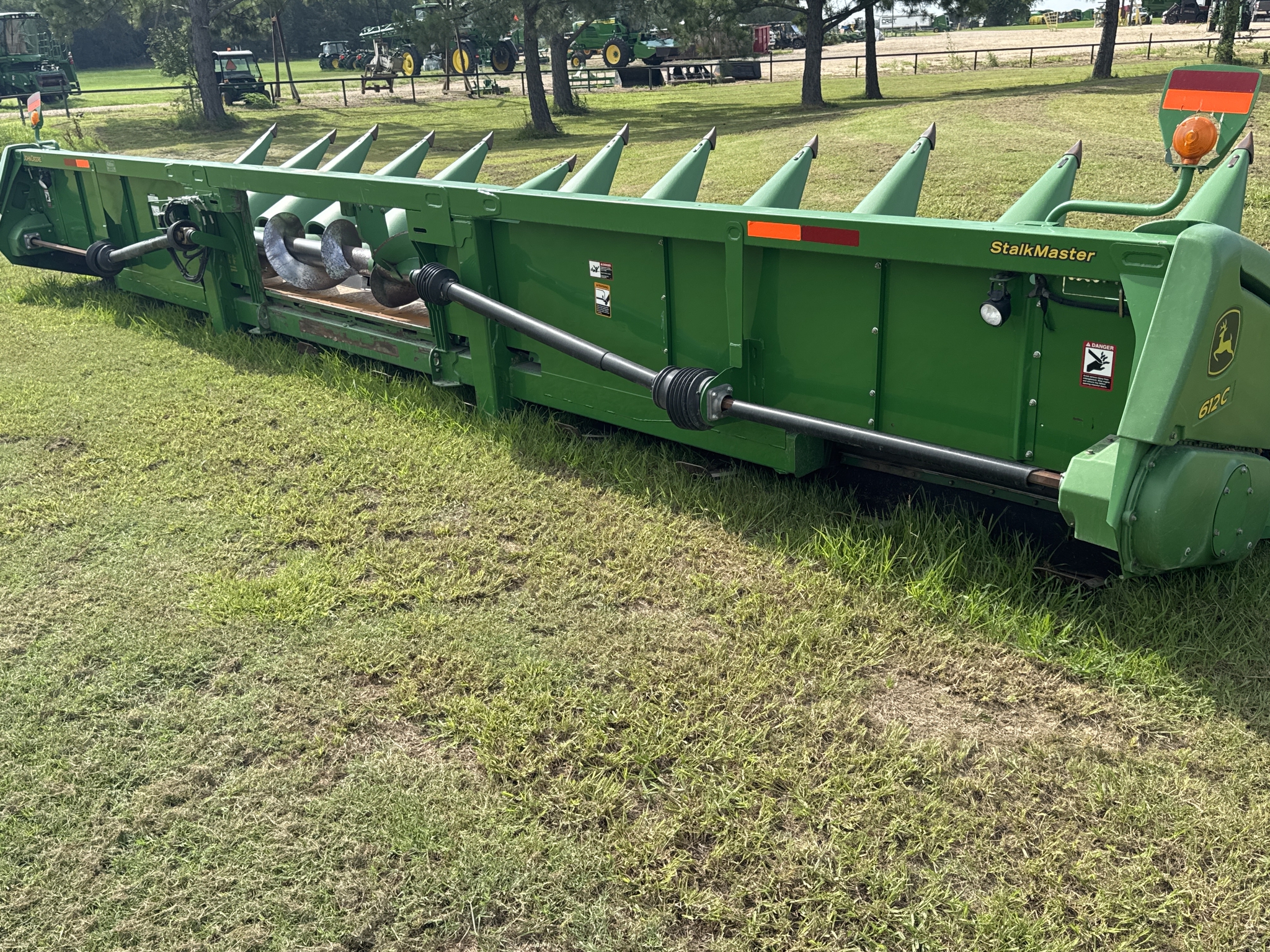 2012 John Deere 612C Image 12