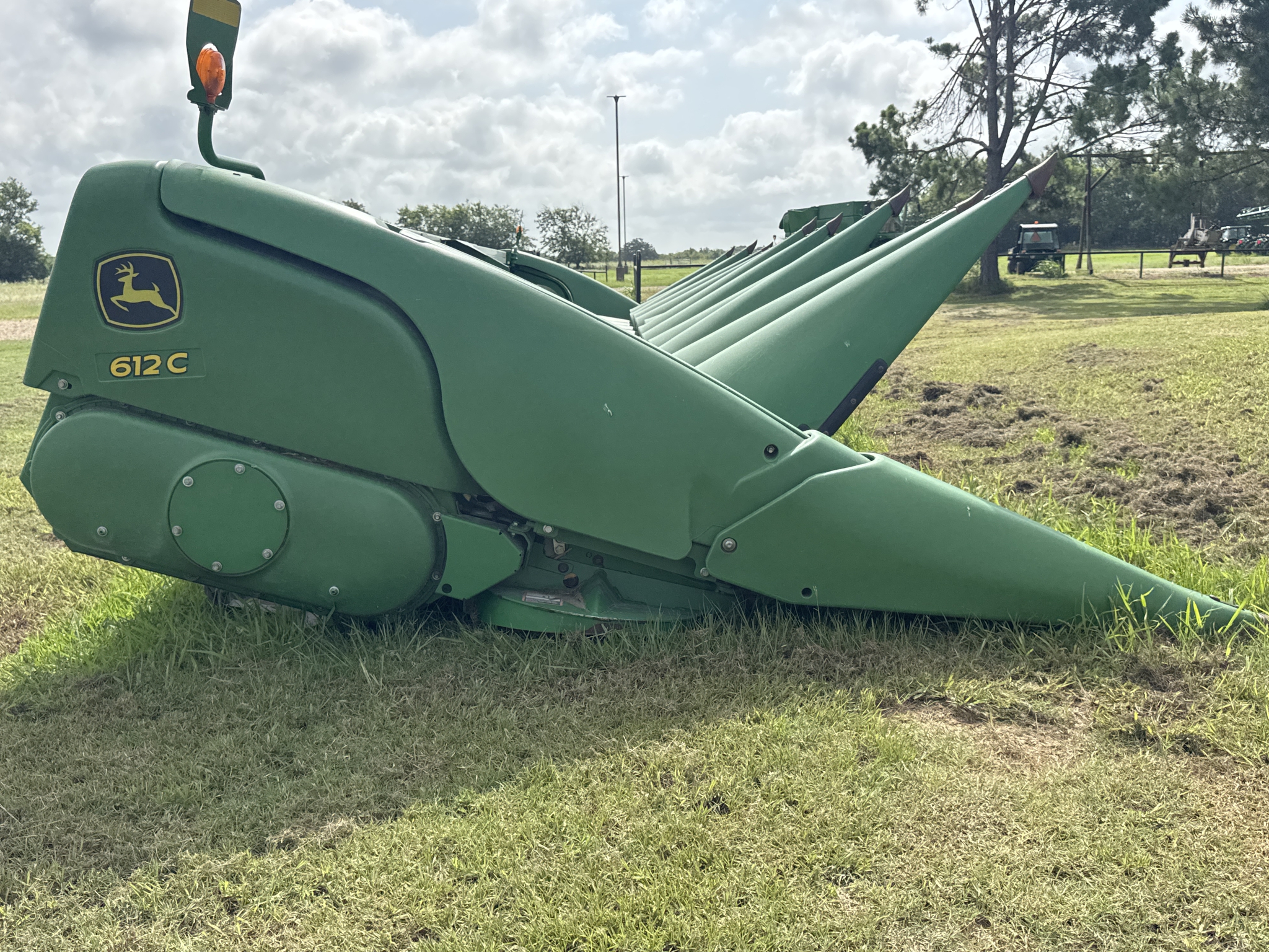 2012 John Deere 612C Image 4