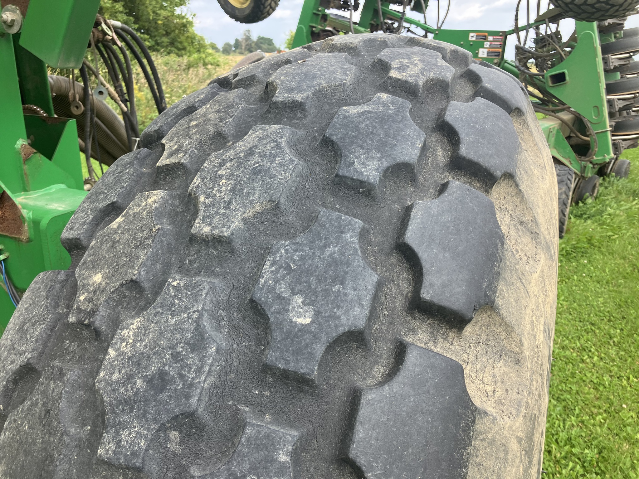 2005 John Deere 1890 Image 10