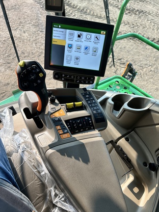 Used 2022 John Deere X9 1100 Combines at Horizon Ag & Turf in Westlock, AB - Photo18