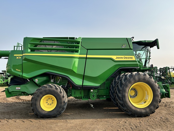 Used 2022 John Deere X9 1100 Combines at Horizon Ag & Turf in Westlock, AB - Photo7