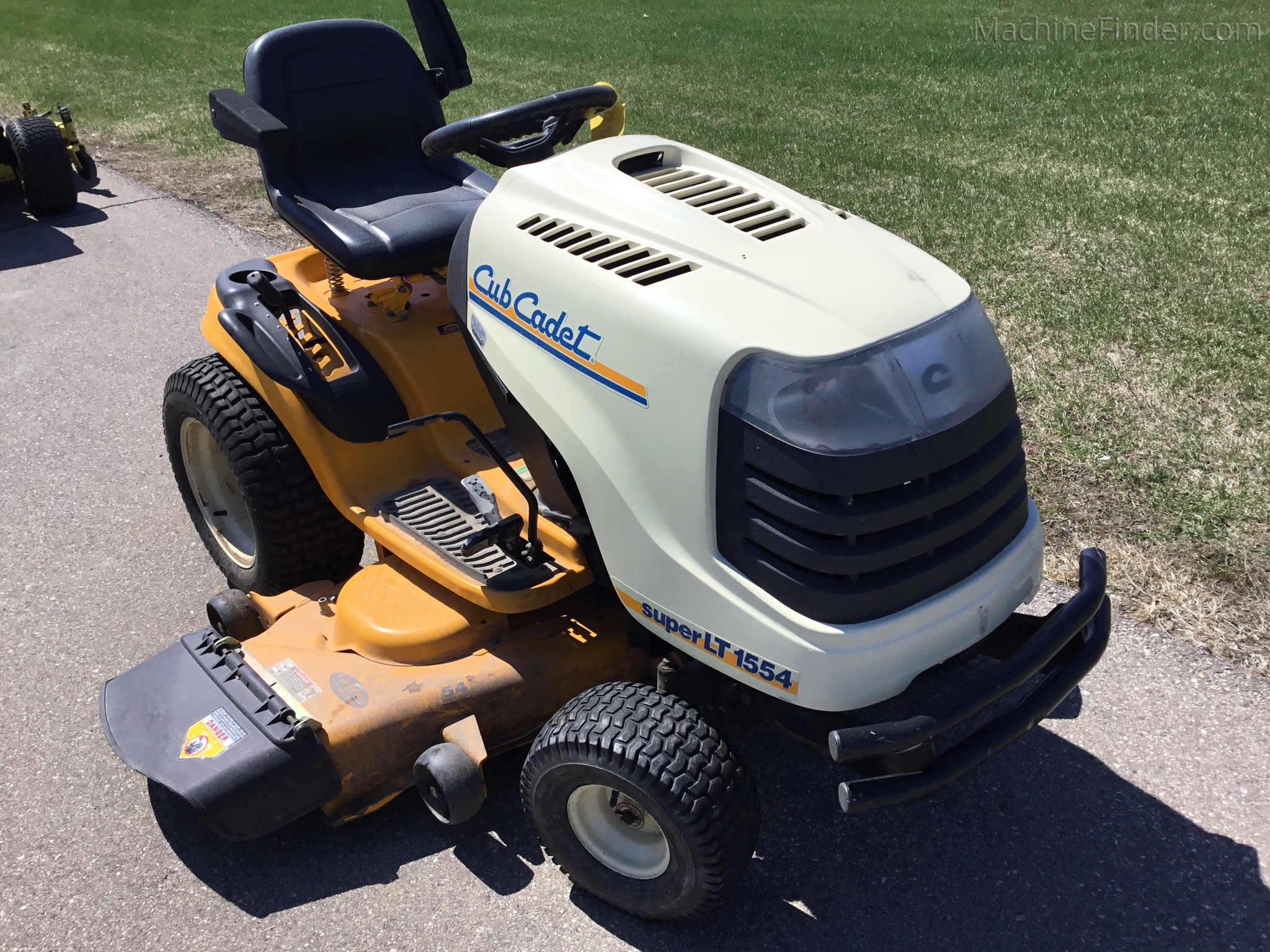 2006 Cub Cadet LT 1554 Lawn Garden Tractors MachineFinder