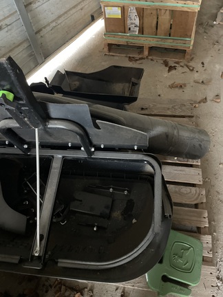 2023 John Deere Z500 Bagger