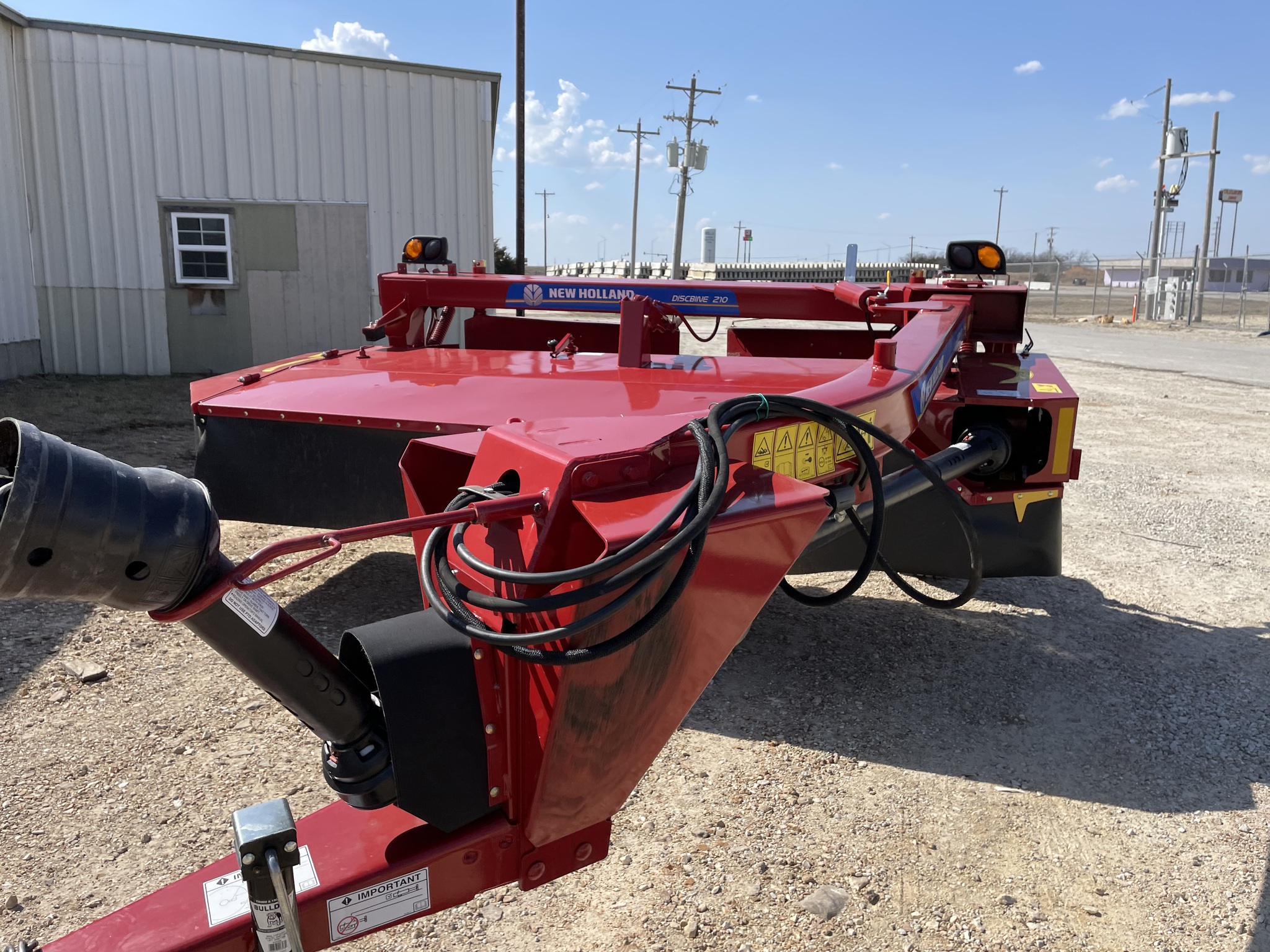  2023 New Holland 210 at Heritage Tractor in Rolla, MO