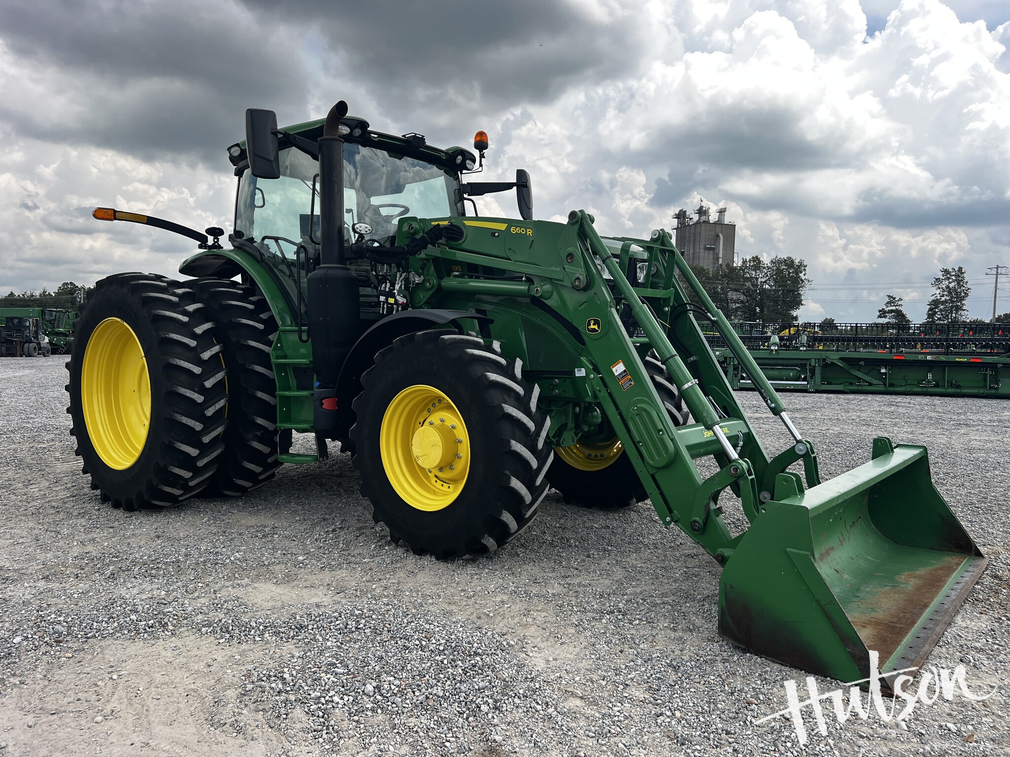 2024 John Deere 6R 195