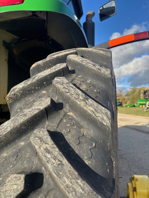 2009 John Deere 8130 Image 13