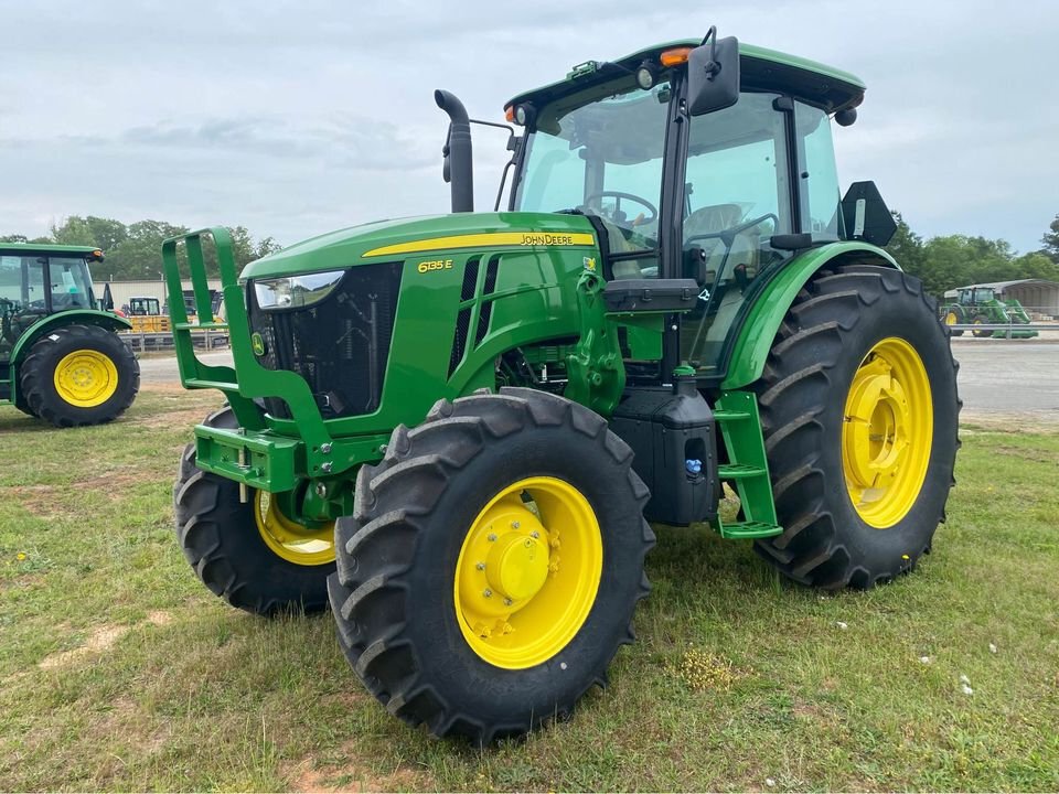 2022 John Deere 6135E Image 1