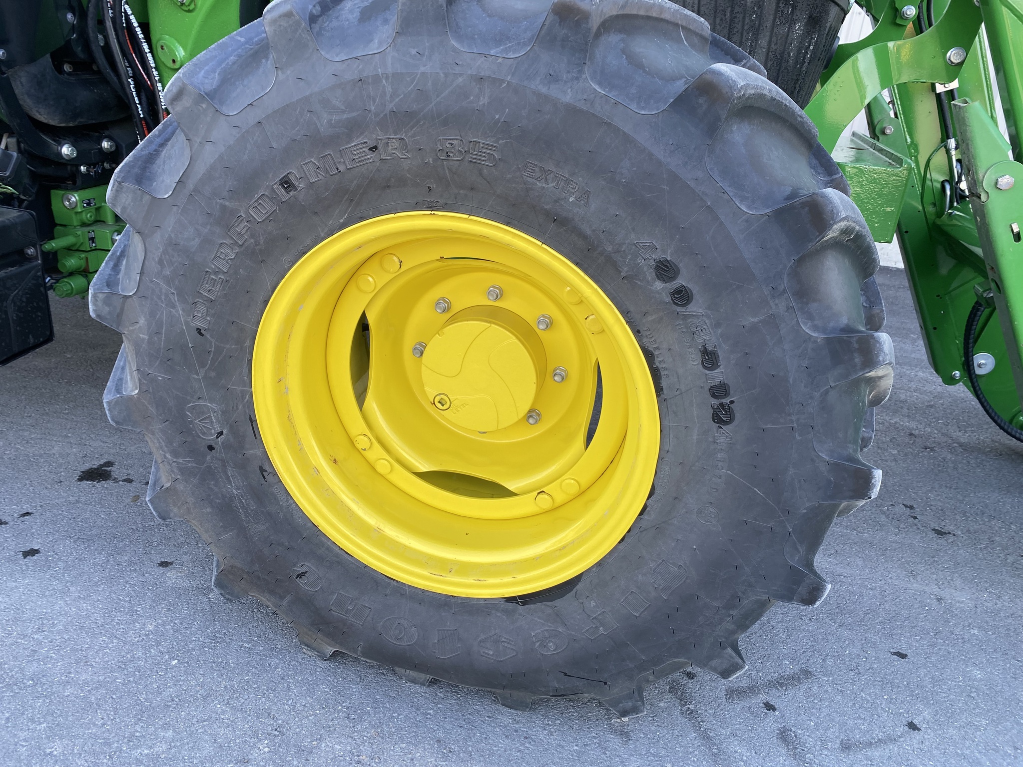 2024 John Deere 6120M Image 9