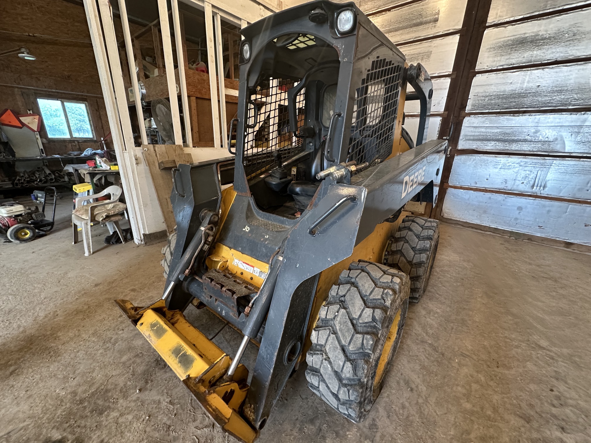 2012 John Deere 326D Image 6