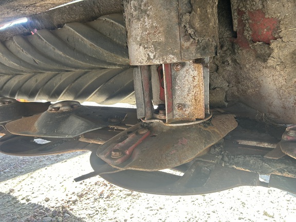 2015 New Holland 316 (15th thumbnail)