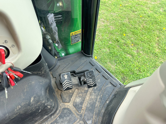 2016 John-Deere 3039R