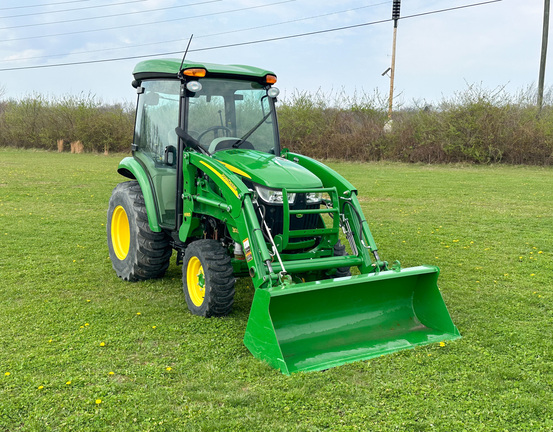2016 John-Deere 3039R