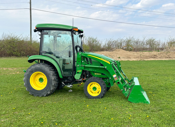 2016 John-Deere 3039R