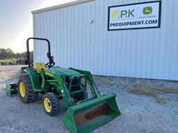 2015 John Deere 3032E