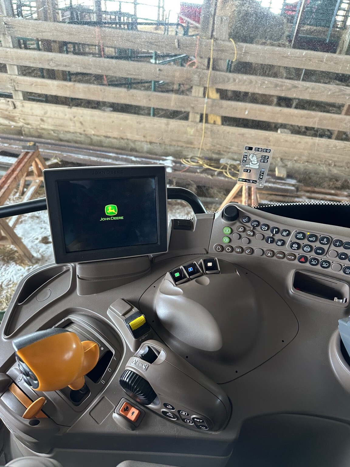 2023 John Deere 6R 130 Image 10