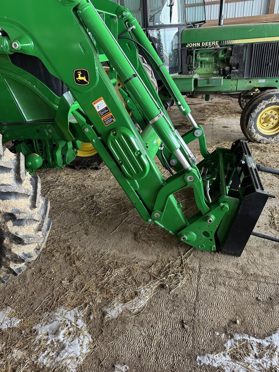 2023 John Deere 6R 130 Image 8