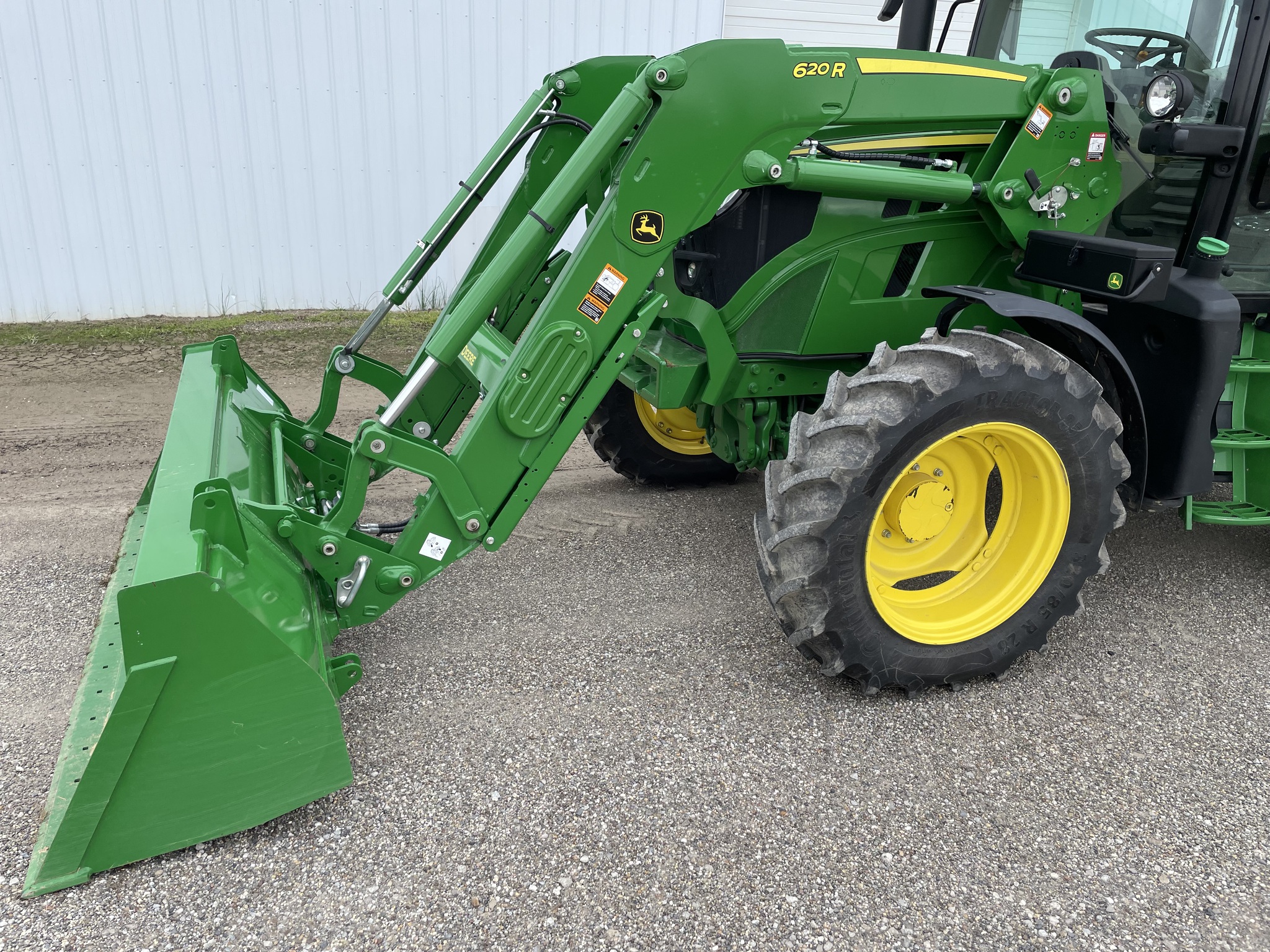 2023 John Deere 6R 130 Image 2