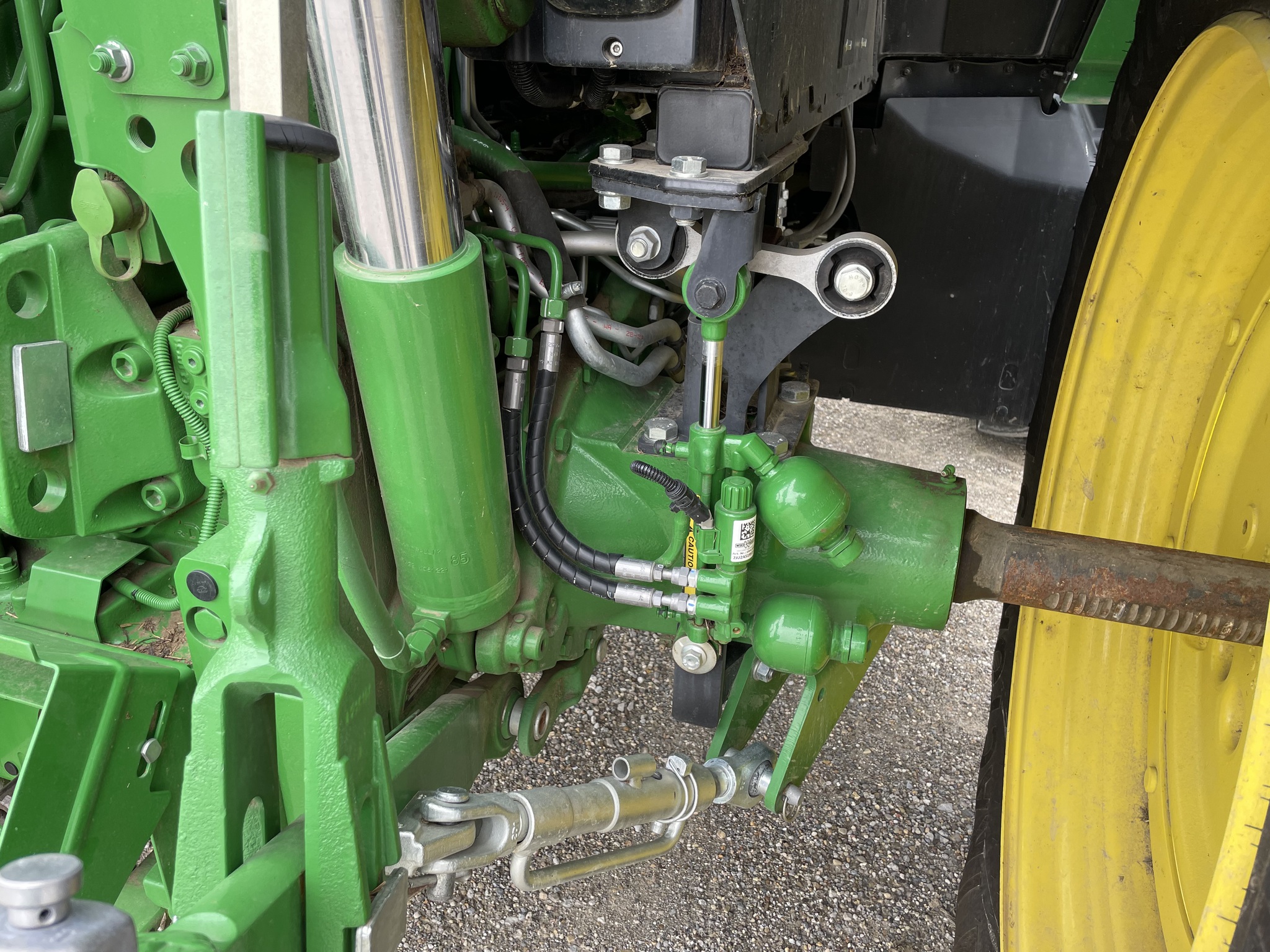 2023 John Deere 6R 130 Image 9