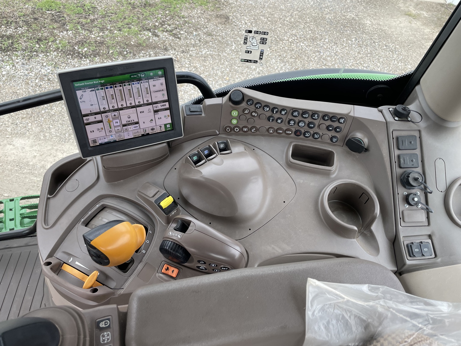 2023 John Deere 6R 130 Image 13