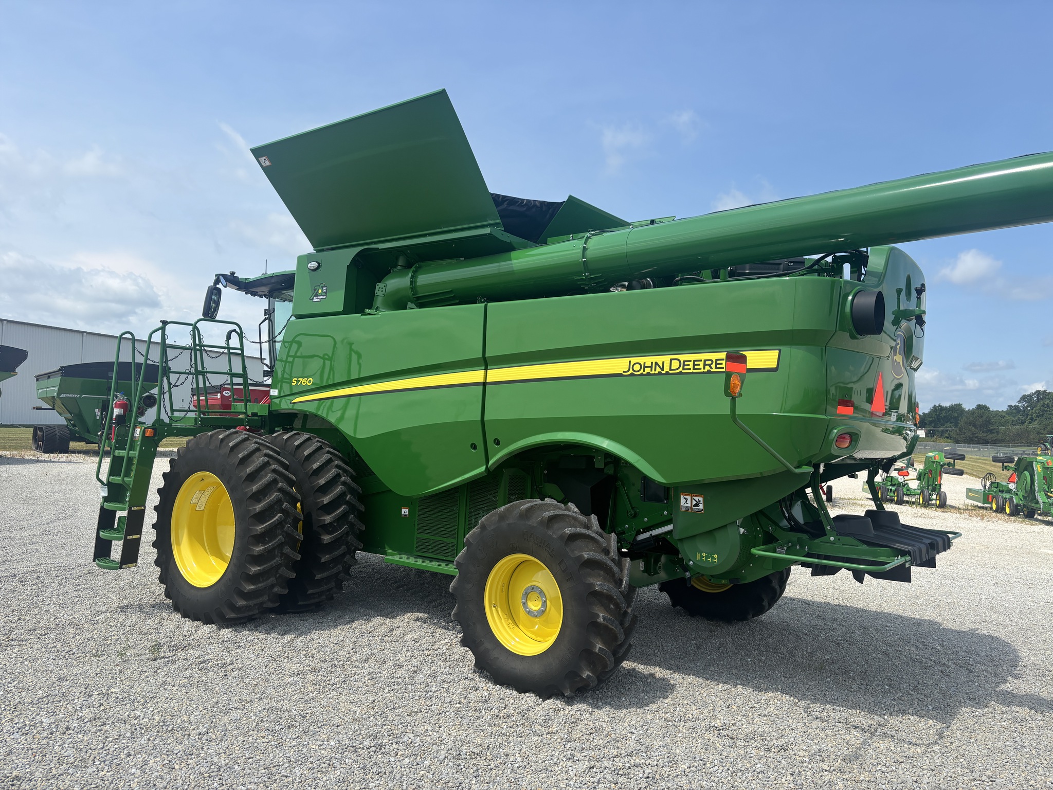 Used 2022 John Deere S760 Combines at Koenig Equipment in Greenville, OH - PhotoXL2