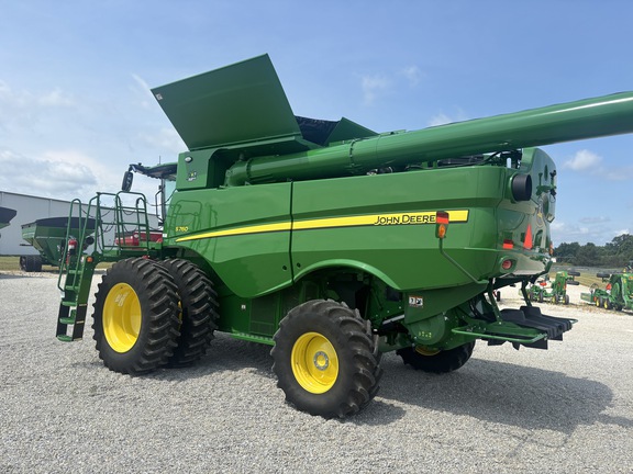 Used 2022 John Deere S760 Combines at Koenig Equipment in Greenville, OH - Photo2