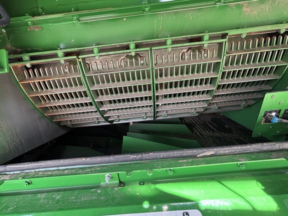 Used 2022 John Deere S760 Combines at Koenig Equipment in Greenville, OH - Photo46
