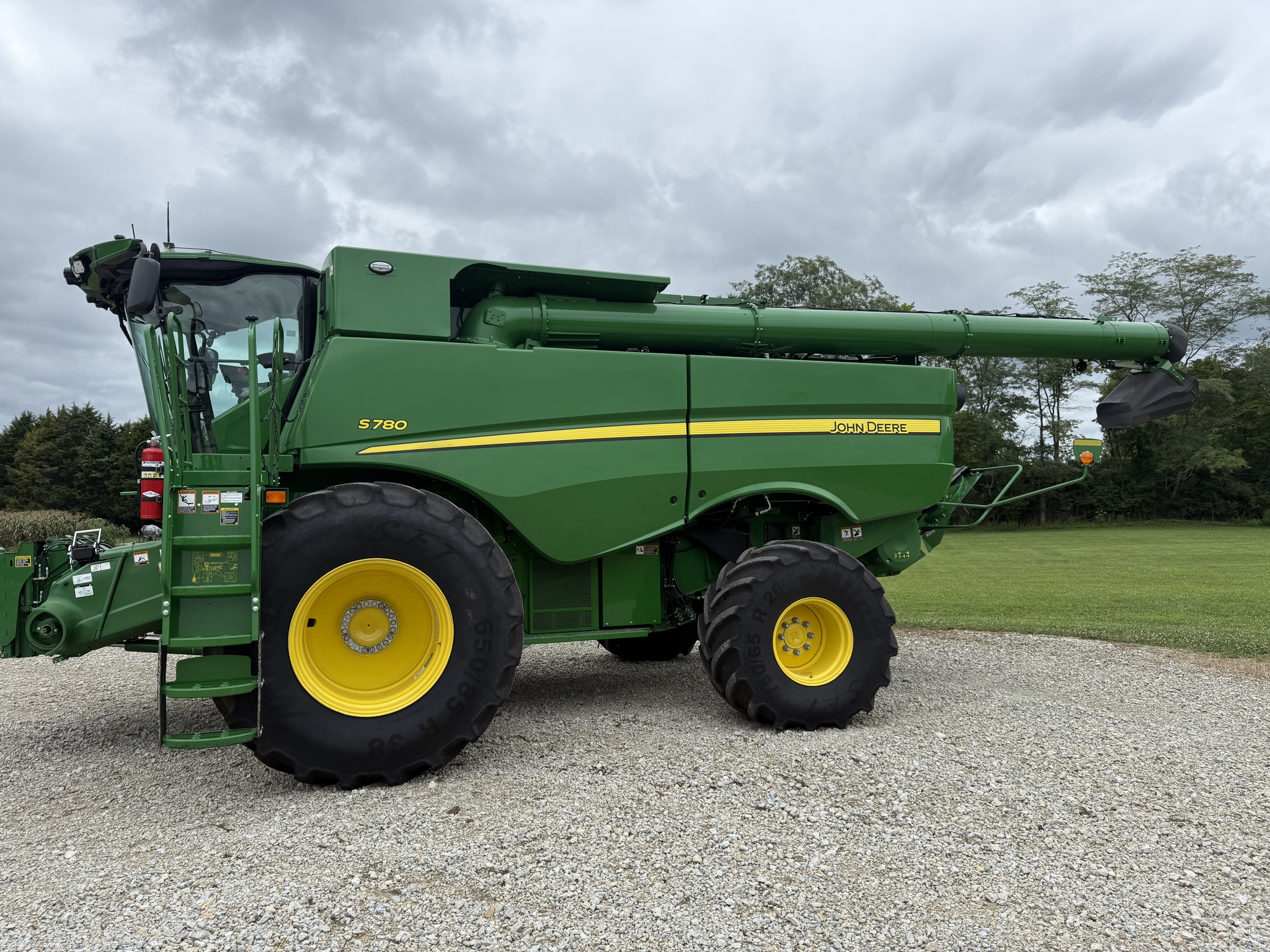 2024 John Deere S780 Image 2