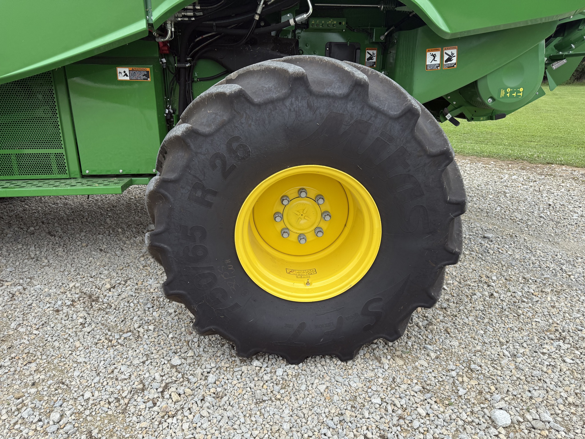 2024 John Deere S780 Image 4