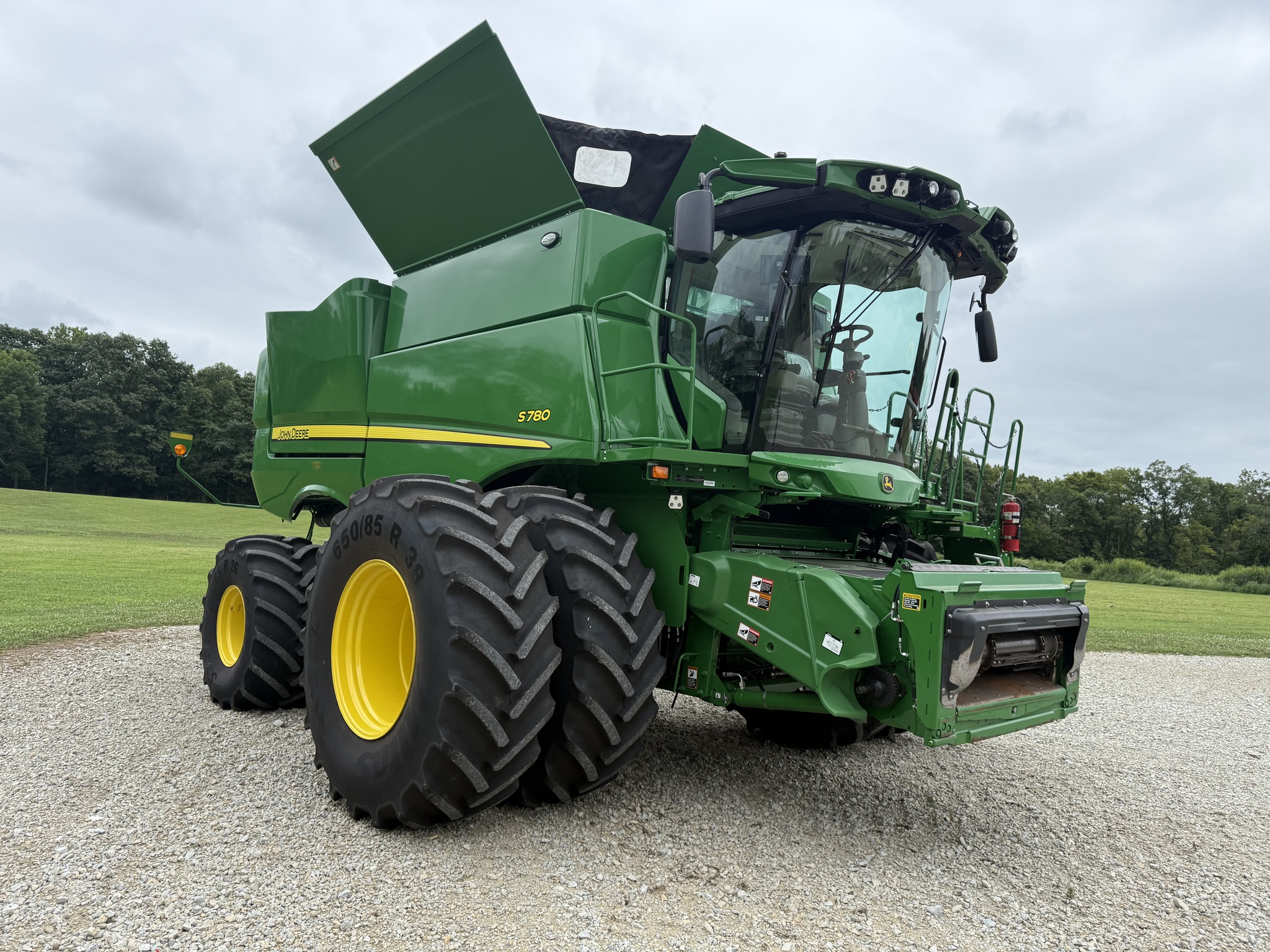 2024 John Deere S780 Image 10