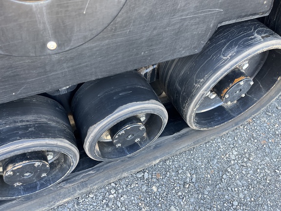 New Holland T9.615 image 33