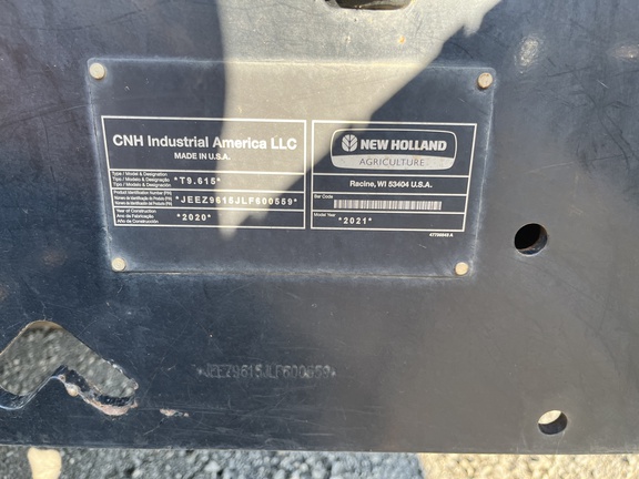 New Holland T9.615 image 39