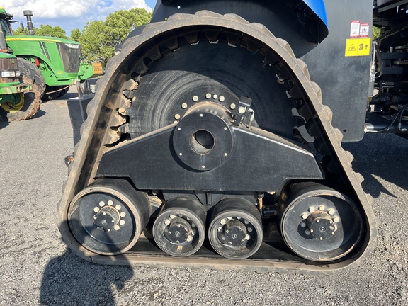 New Holland T9.615 image 21